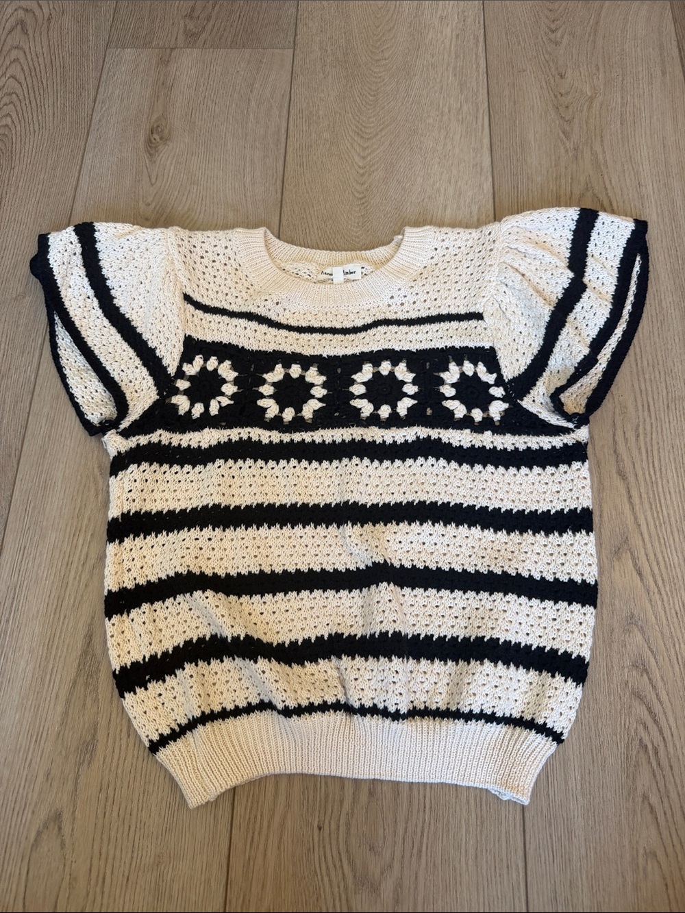 Cream and Black Knit Puff-Sleeve Sweater
